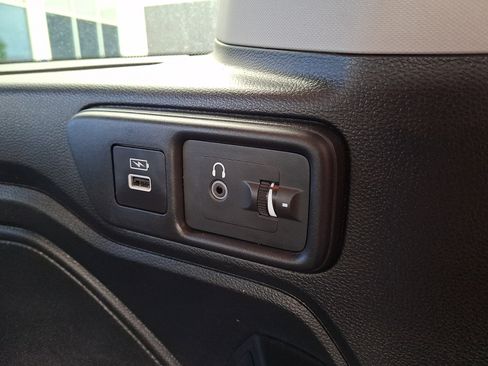 Used 2023 Honda Odyssey Touring image 11