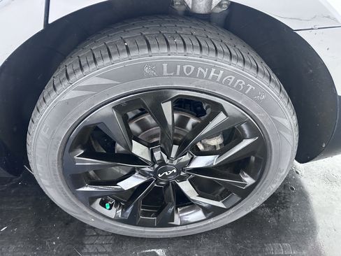 Used 2023 Kia Sorento SX FWD image 31