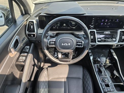 Used 2023 Kia Sorento SX Prestige AWD/4WD image 25