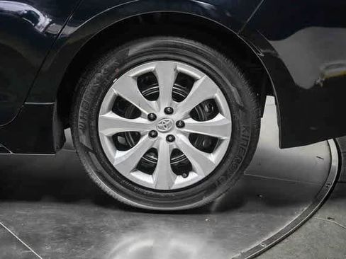Certified 2023 Toyota Corolla LE image 12