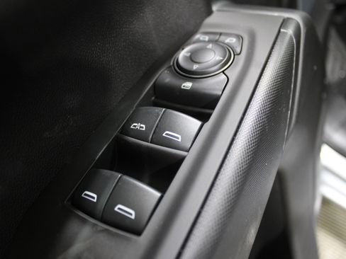 Used 2025 Chevrolet Silverado 1500 W/T w/ WT Value Package image 7