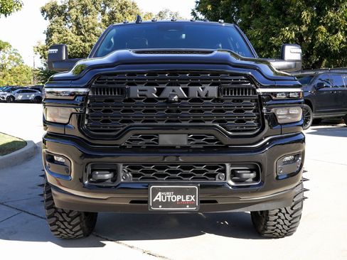 Used 2025 RAM 3500 Limited image 3