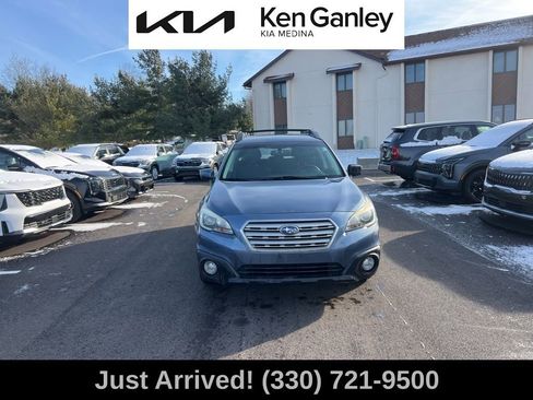 Used 2015 Subaru Outback 2.5i Premium image 2