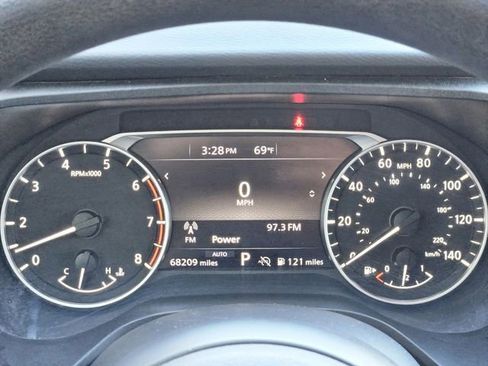 Certified 2024 Nissan Rogue SV image 19