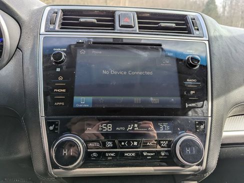 Used 2019 Subaru Outback 2.5i Premium image 9