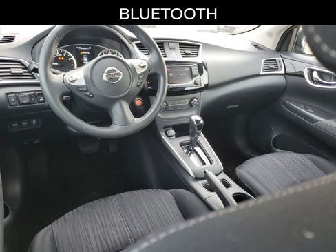 Used 2017 Nissan Sentra SV image 7