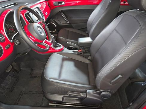 Used 2019 Volkswagen Beetle 2.0T S image 13