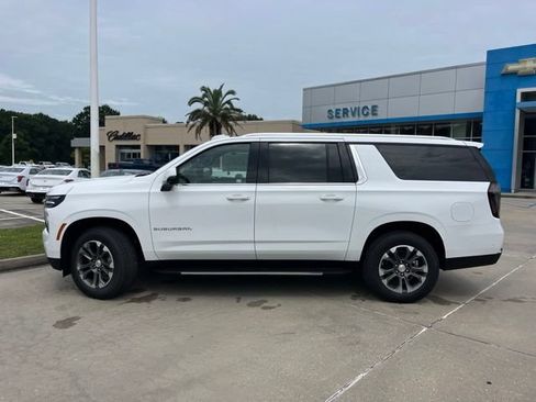 New 2026 Chevrolet Suburban LT w/ Comfort Package RWD image 3