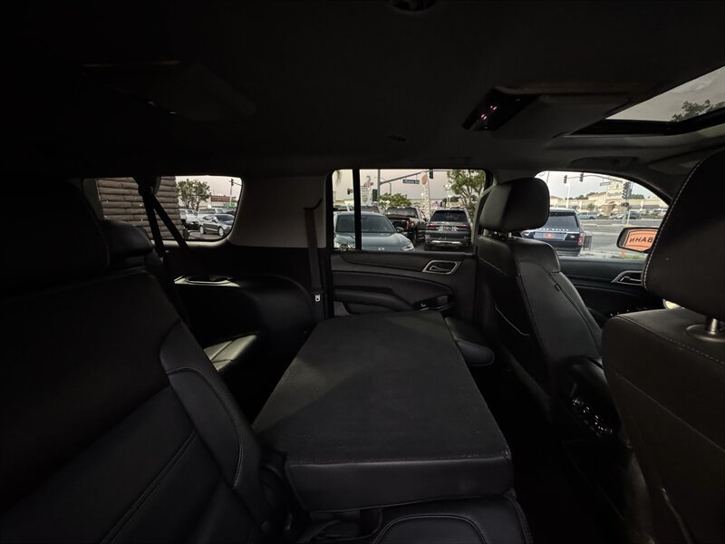 Used 2017 GMC Yukon XL Denali w/ Open Road Package AWD/4WD image 38