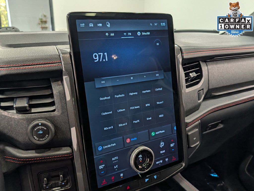 Used 2023 Ford Expedition Limited AWD/4WD image 14