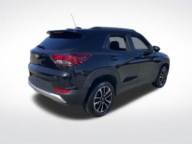 Used 2025 Chevrolet TrailBlazer LT AWD/4WD image 8