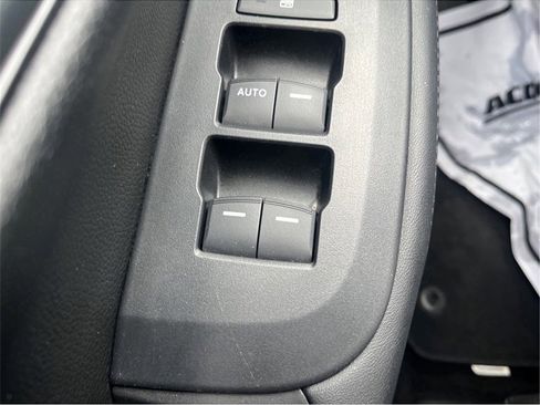 Used 2023 Honda HR-V LX image 33