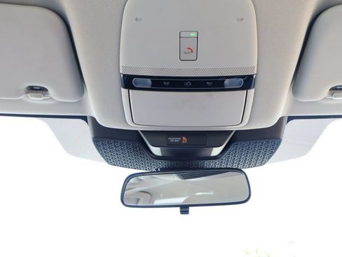 Used 2024 Nissan Ariya AWD image 32