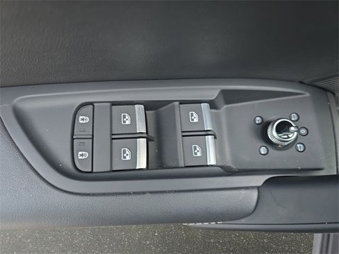 Used 2023 Audi Q5 2.0T Premium Plus w/ Premium Plus Package image 31