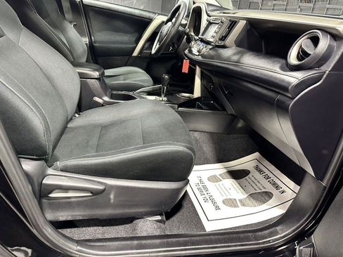 Used 2015 Toyota RAV4 XLE AWD/4WD image 33