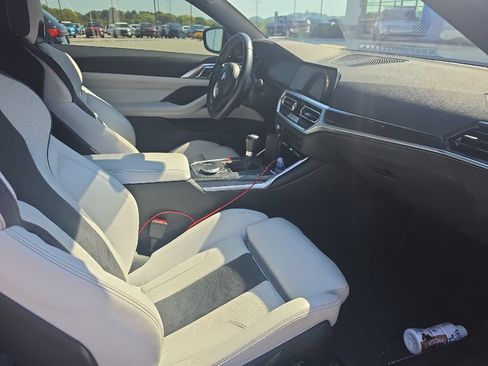 Used 2022 BMW M4 Coupe w/ Executive Package RWD image 3