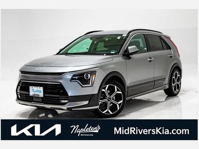 Used 2023 Kia Niro EX Touring