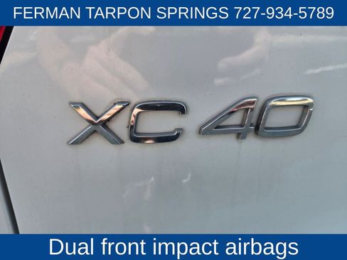 Used 2020 Volvo XC40 T4 R-Design w/ Protection Package Premier FWD image 17