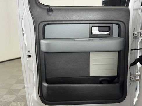 Used 2013 Ford F150 XLT w/ Mid Equipment Group image 31