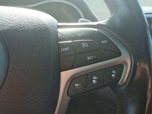 Used 2020 Jeep Grand Cherokee Trailhawk w/ Trailhawk Luxury Group AWD/4WD image 20