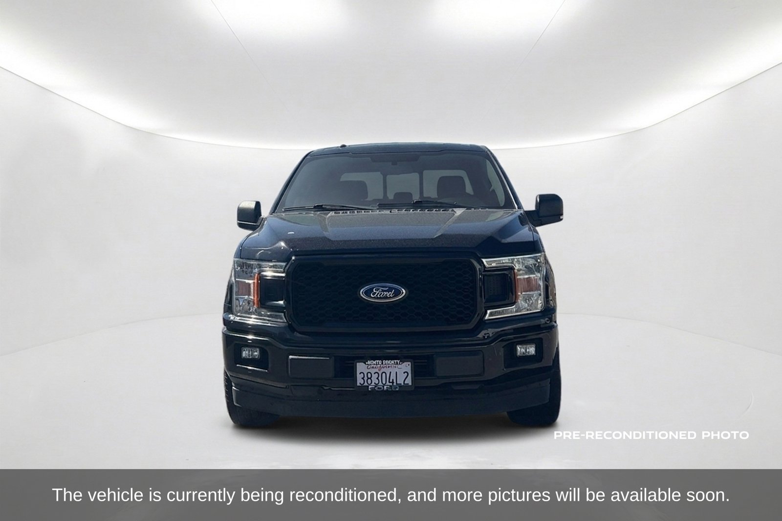 Used 2018 Ford F150 XL w/ Equipment Group 101A Mid RWD image 2