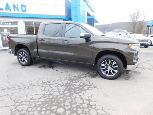 Used 2023 Chevrolet Silverado 1500 LT image 13