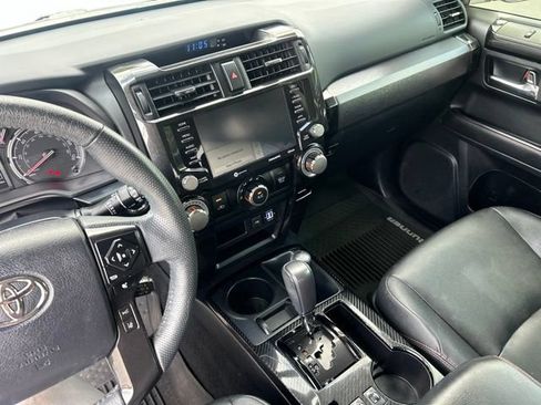Used 2020 Toyota 4Runner Venture AWD/4WD image 30