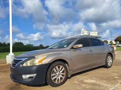 Used 2015 Nissan Altima 2.5 S w/ Power Driver Seat Package