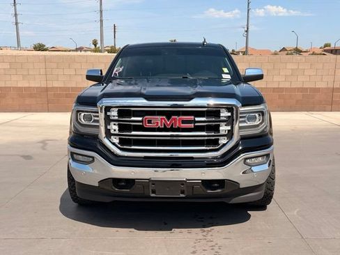 Used 2018 GMC Sierra 1500 SLT AWD/4WD image 2
