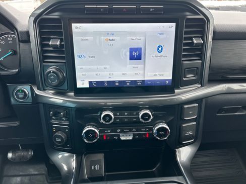 Certified 2022 Ford F150 XLT w/ Equipment Group 302A High image 27