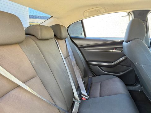 Used 2024 MAZDA MAZDA3 s image 18