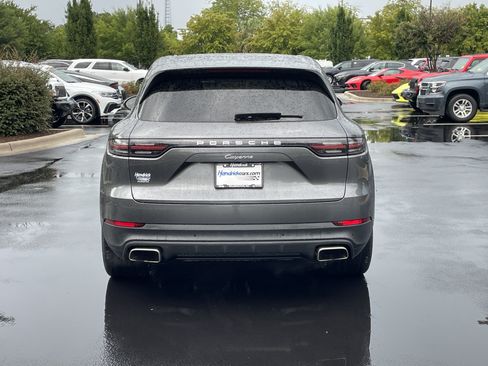 Used 2023 Porsche Cayenne AWD/4WD image 8
