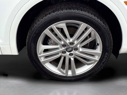 Used 2018 Audi Q5 2.0T Premium Plus w/ Premium Plus Package image 9