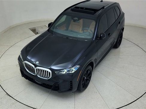 Used 2025 BMW X5 sDrive40i w/ M Sport Package image 84