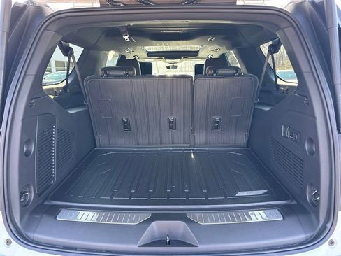 New 2026 GMC Yukon XL AT4 w/ AT4 Premium Plus Package image 19