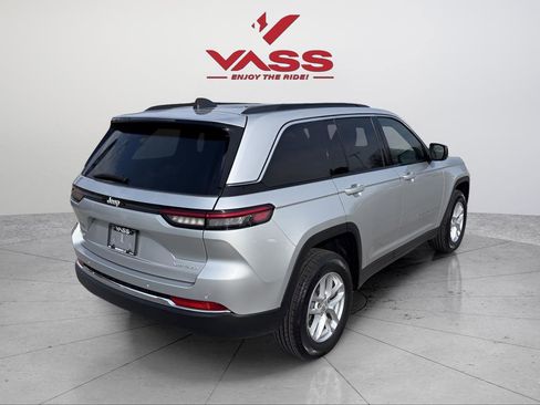 New 2026 Jeep Grand Cherokee Laredo X AWD/4WD image 6