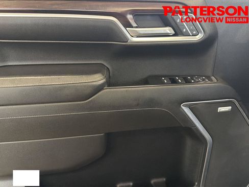 Used 2022 GMC Sierra 1500 SLT w/ SLT Convenience Package AWD/4WD image 21