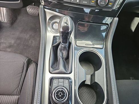 Used 2017 Nissan Maxima 3.5 S image 16