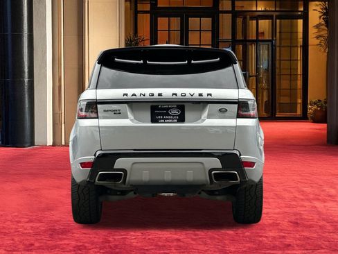 Used 2021 Land Rover Range Rover Sport HST image 11
