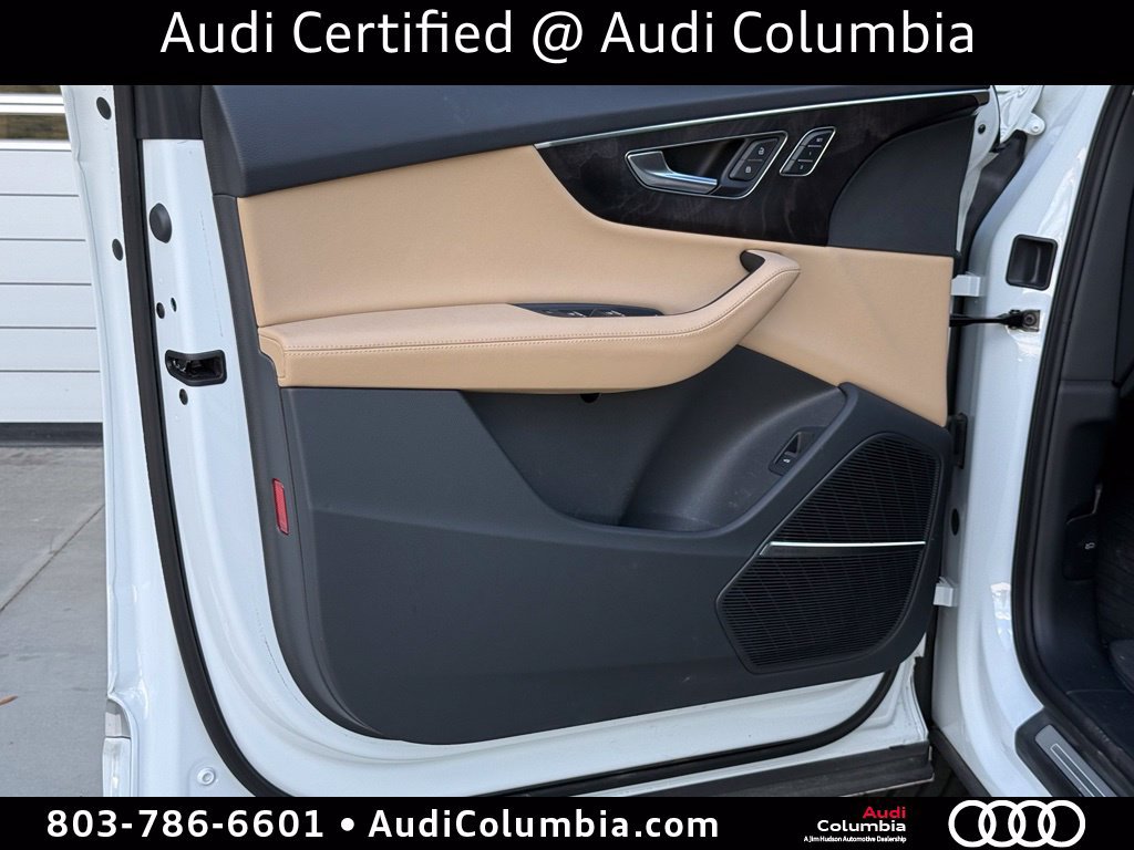 Used 2023 Audi Q7 2.0T Premium Plus w/ Premium Plus Package AWD/4WD image 17