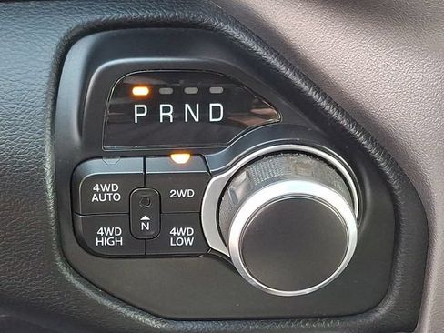 Used 2020 RAM 1500 Big Horn AWD/4WD image 14