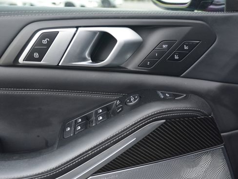 Used 2021 BMW X5 M50i w/ Executive Package image 14