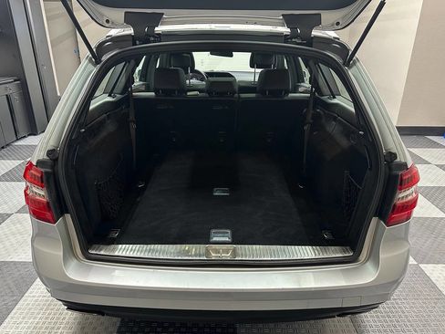 Used 2011 Mercedes-Benz E 350 4MATIC Wagon image 13
