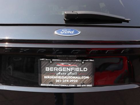 Used 2025 Ford Explorer ST-Line AWD/4WD image 71