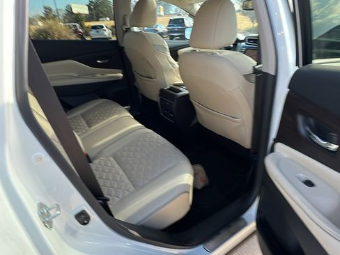 Used 2020 Nissan Murano Platinum image 23