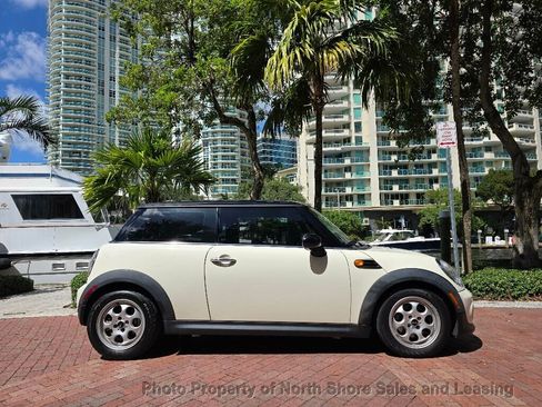 Used 2012 MINI Cooper Hardtop image 7