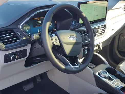 New 2026 Ford Escape Active w/ Active Premium Tech Pack image 9