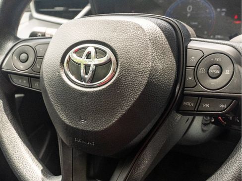 Certified 2026 Toyota Corolla LE FWD image 27