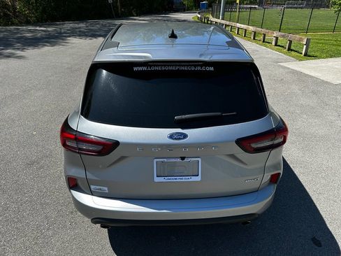 Used 2024 Ford Escape ST-Line AWD/4WD image 4