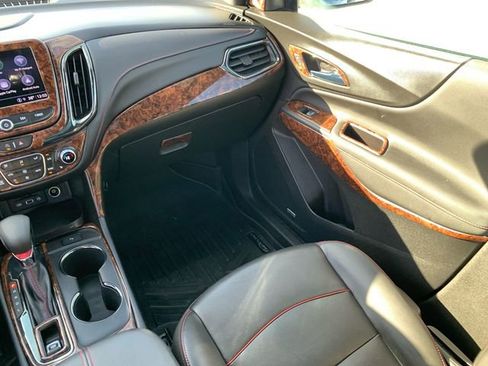 Used 2022 Chevrolet Equinox RS w/ RS Leather Package image 24